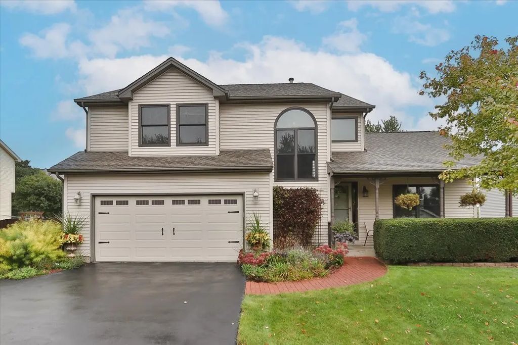 10616 Carl Street, Huntley