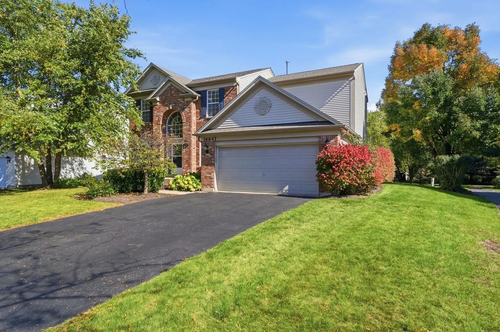36647 N Yew Tree Drive, Lake Villa