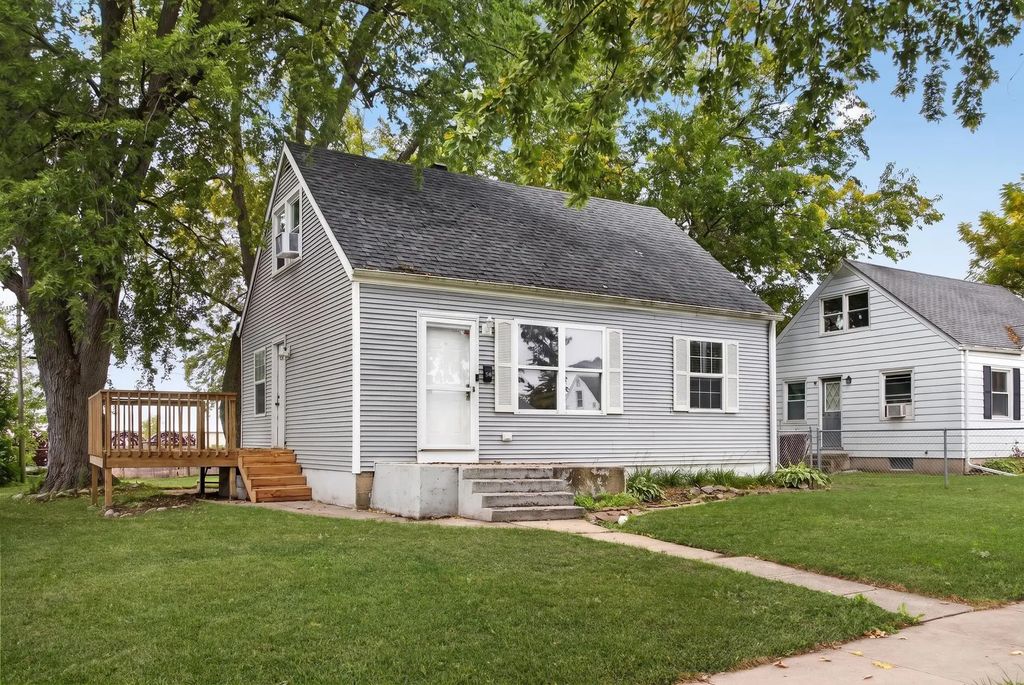 622 14th Street, Rochelle