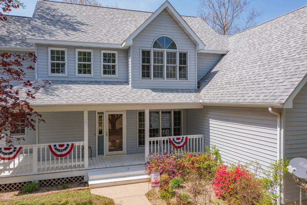 18749 N Tolle Lane, Mt Vernon