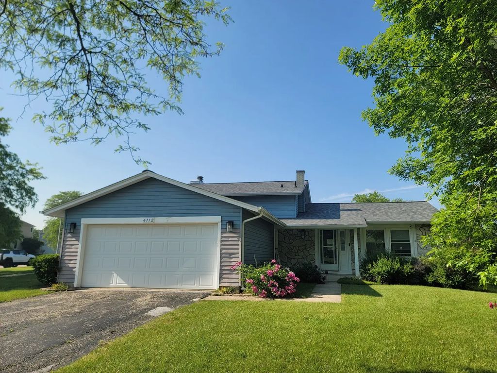 4112 Crimson Drive, Hoffman Estates