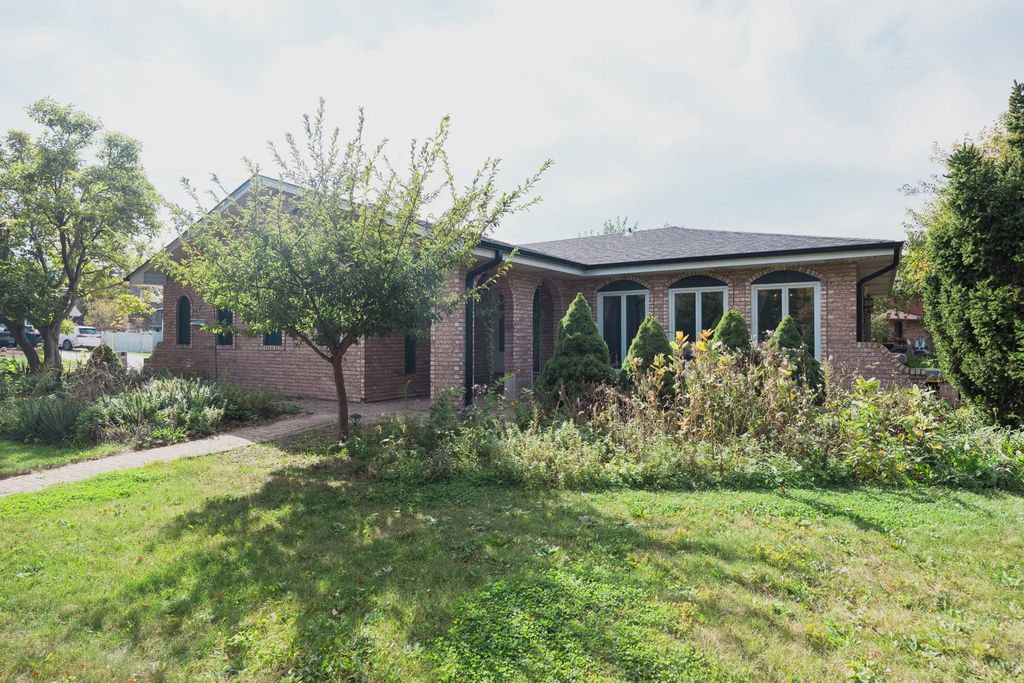 8824 Terry Drive, Orland Park