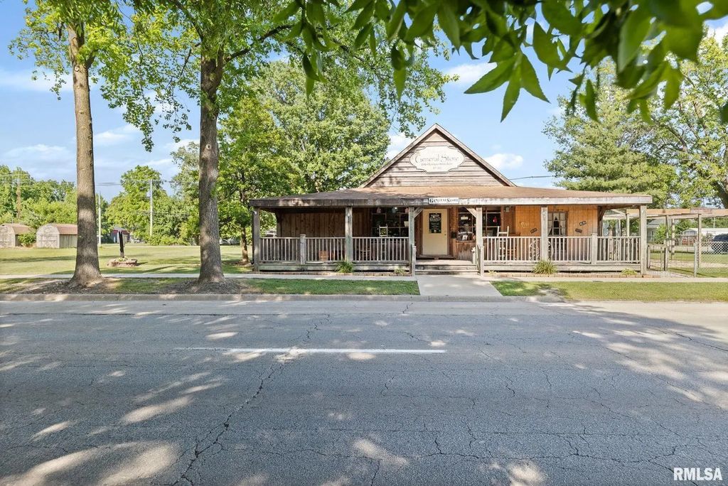 607 N Poplar Street, Centralia