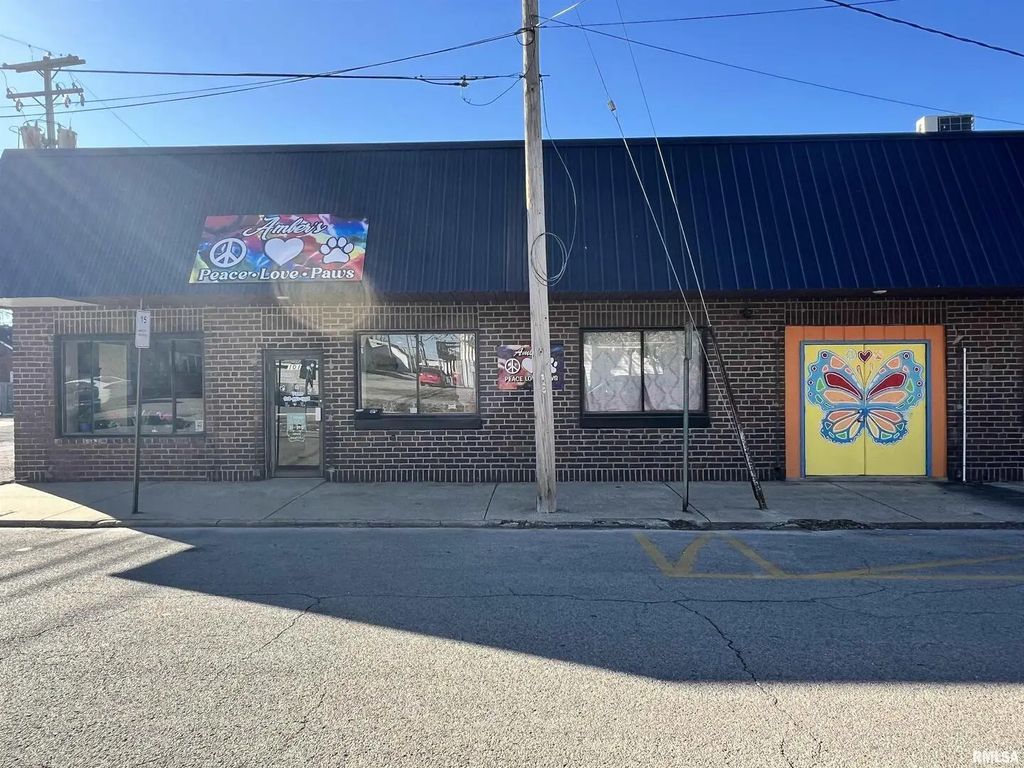 101 S 16th Street, Murphysboro