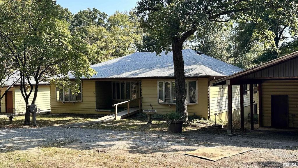 135 Tatia Drive, Goreville