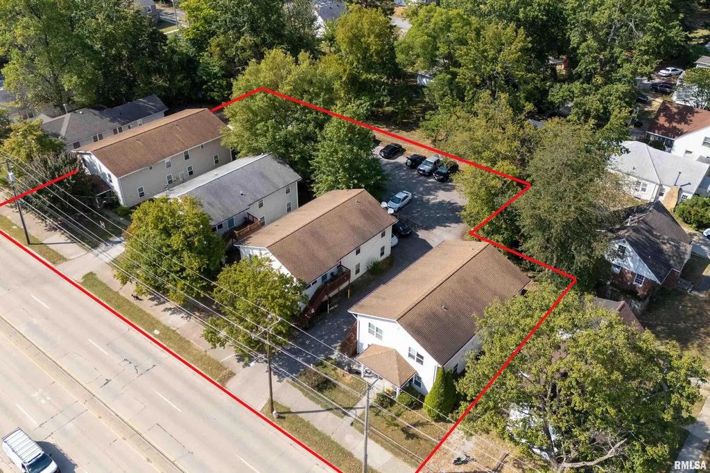 902 W Mill Street 904,906,908, Carbondale