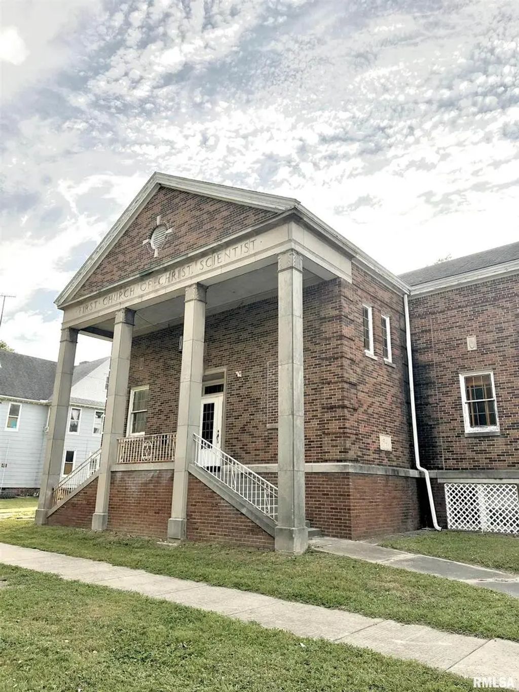 421 E Broadway, Centralia