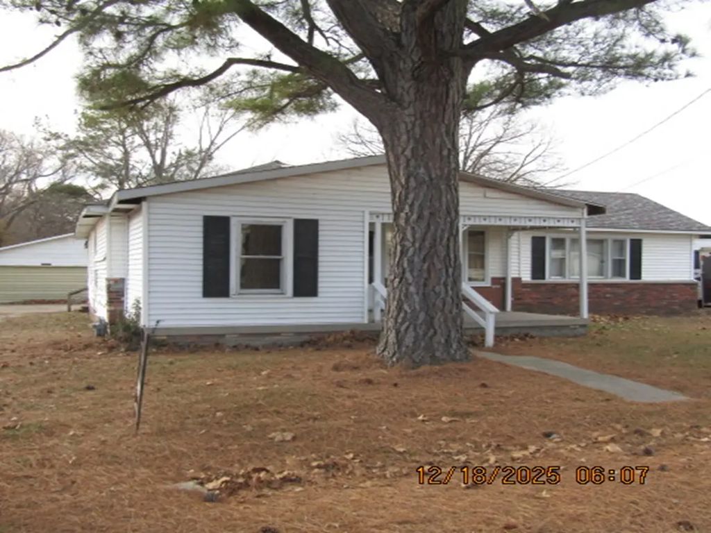 903 S Odle Street, West Frankfort