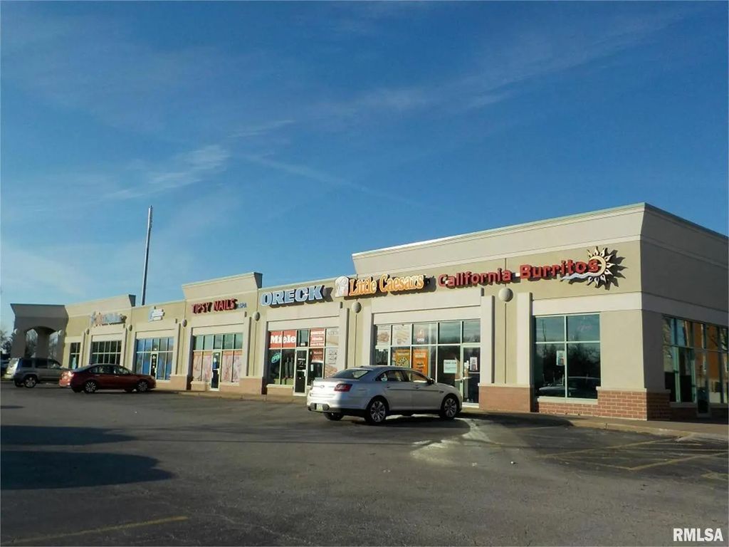 2940 E 53rd Street, Davenport