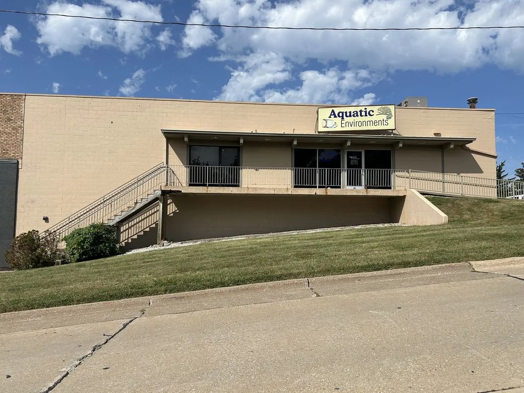 730 E Kimberly Road, Davenport