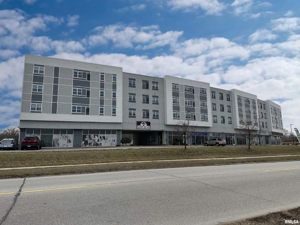 2900 River Drive B, Moline