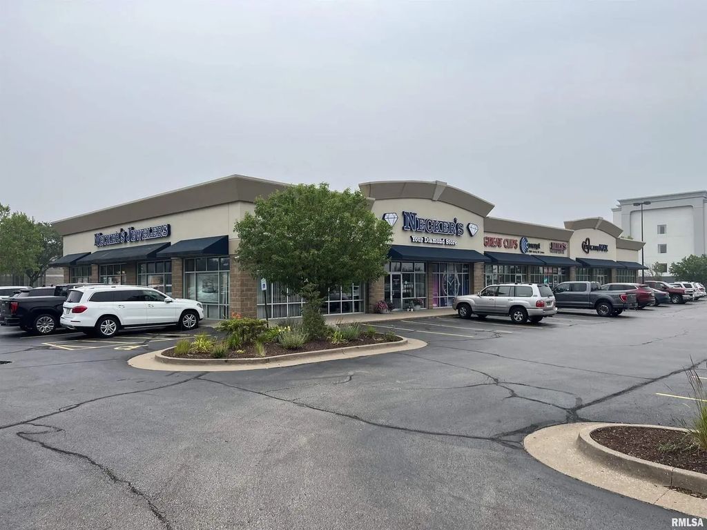 4007 E 53rd Street, Davenport