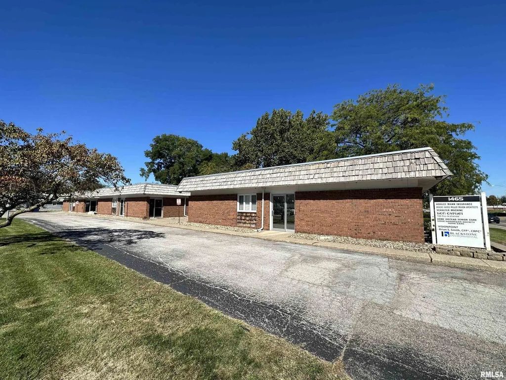 1465 41st Street 13, Moline
