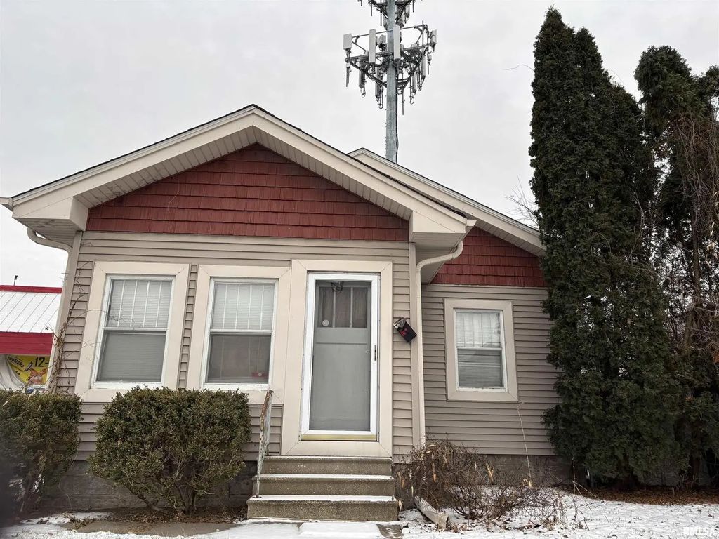 3316 Avenue Of The Cities Avenue, Moline
