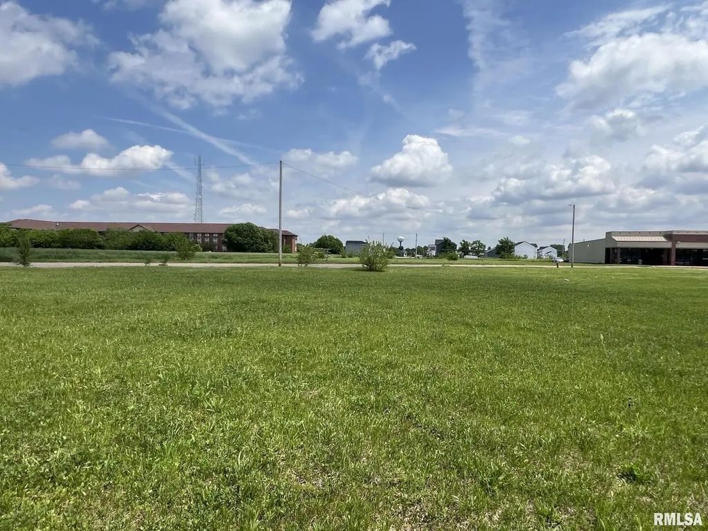 5th Street Lot 4, Silvis