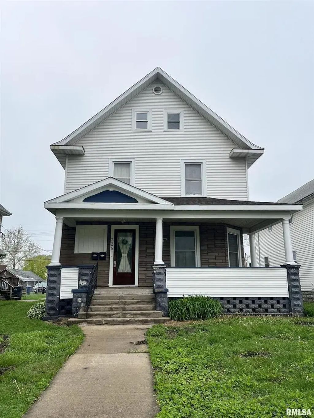 226 2nd Avenue S, Clinton