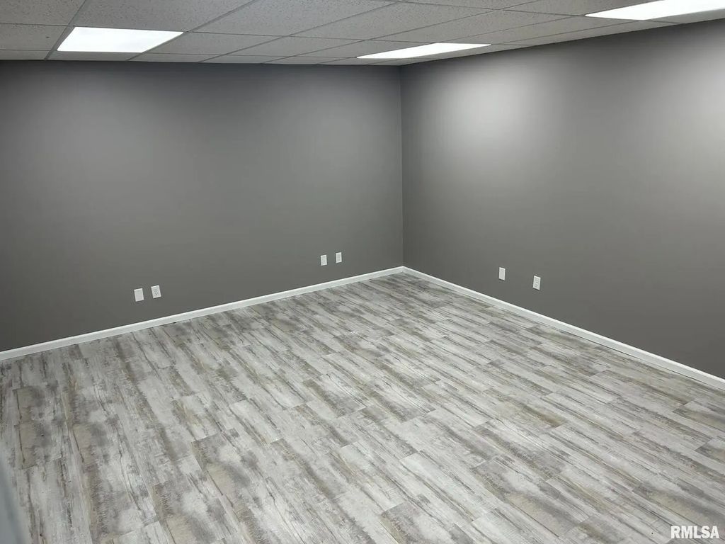 960 53rd Street 1a & 1b, Davenport
