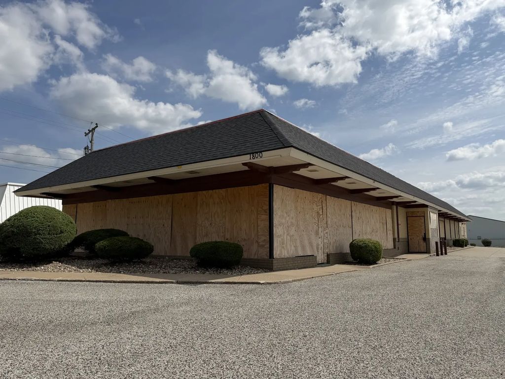 1800 36th Avenue, Moline
