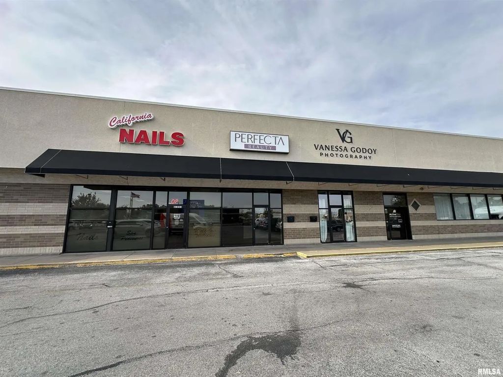 4011 Avenue Of The Cities Avenue 103, Moline