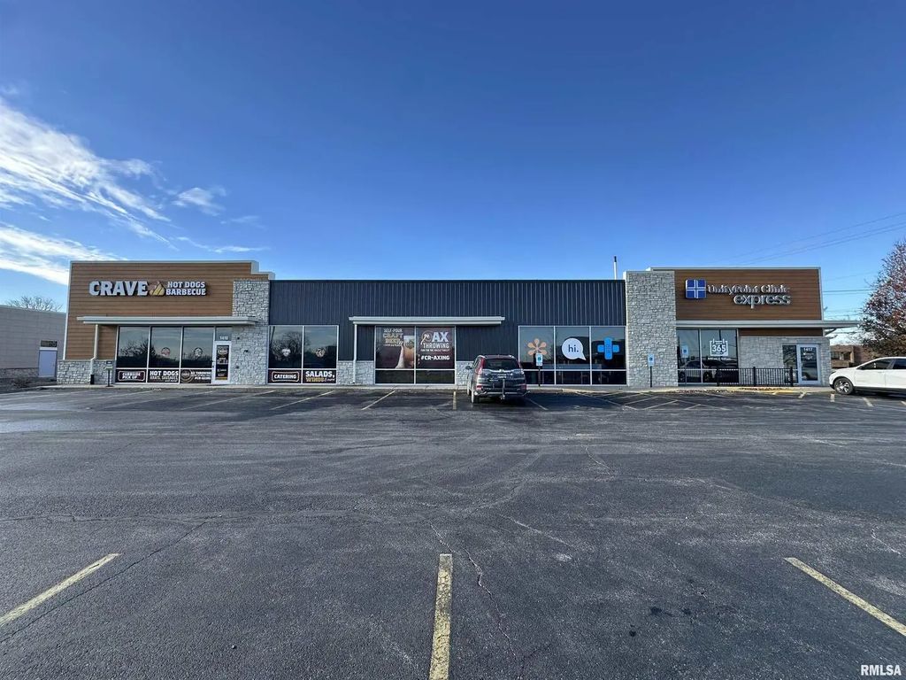 1411 Kimberly Road, Bettendorf