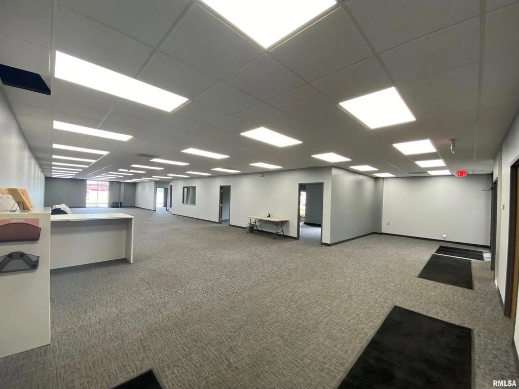 1040 W 11th Street, Milan
