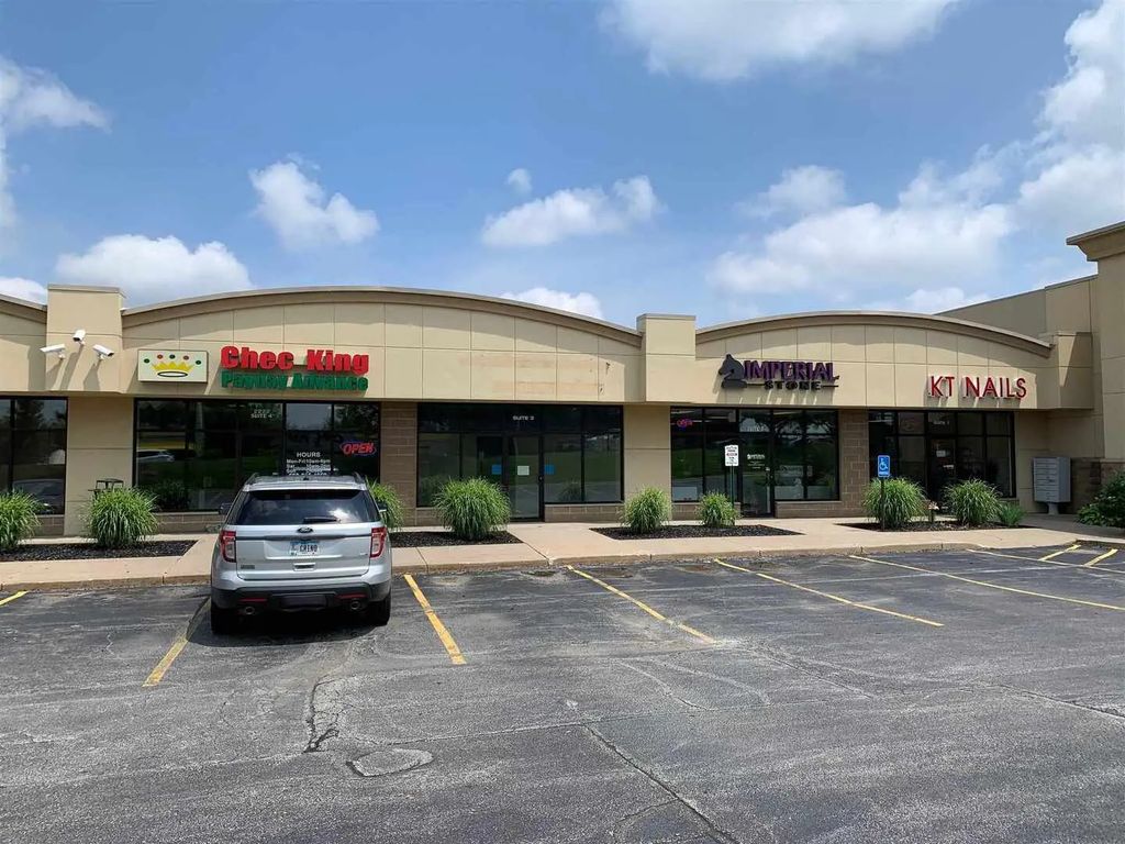2222 E 53rd Street 4, Davenport