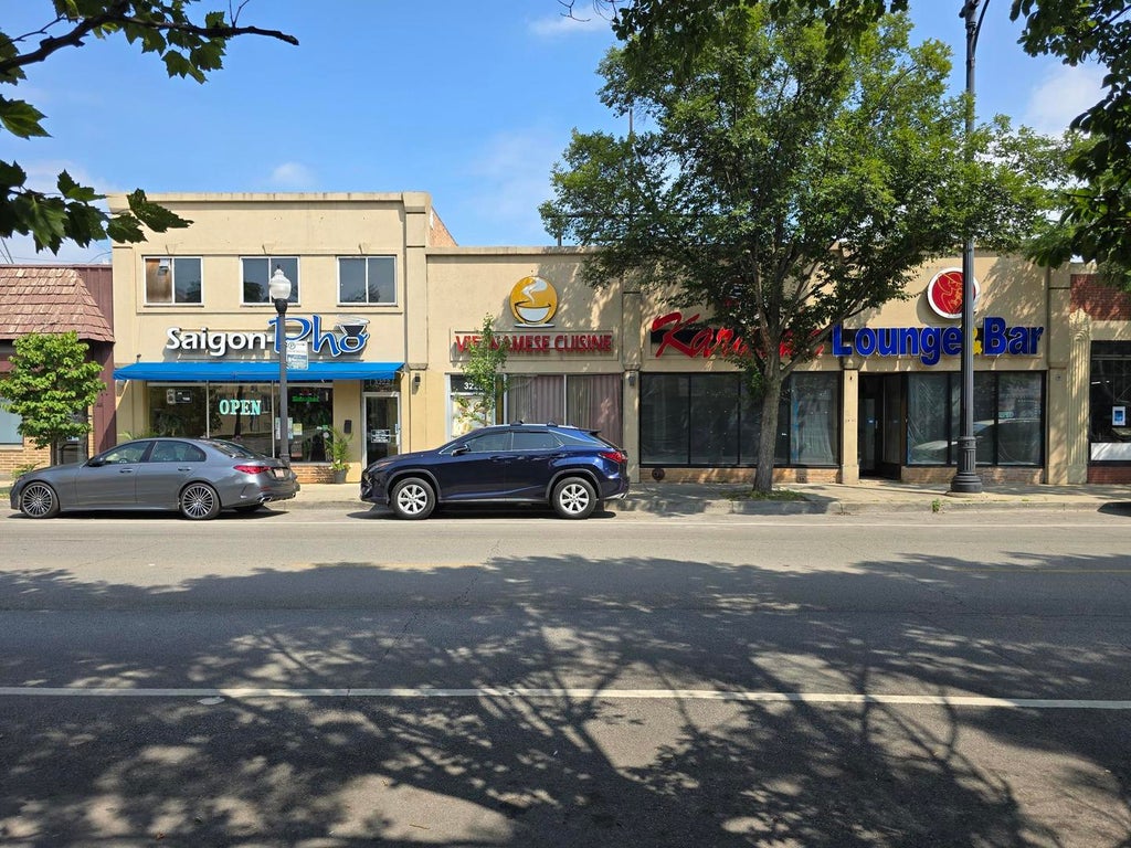 3222 West Bryn Mawr Avenue, Chicago, 60659