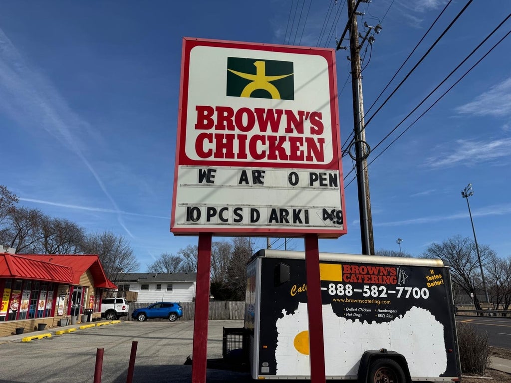 90 East Devon Avenue, Elk Grove Village