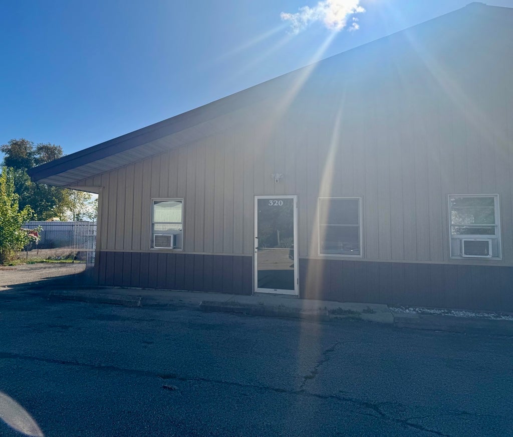 320 East Washington Street, Oswego