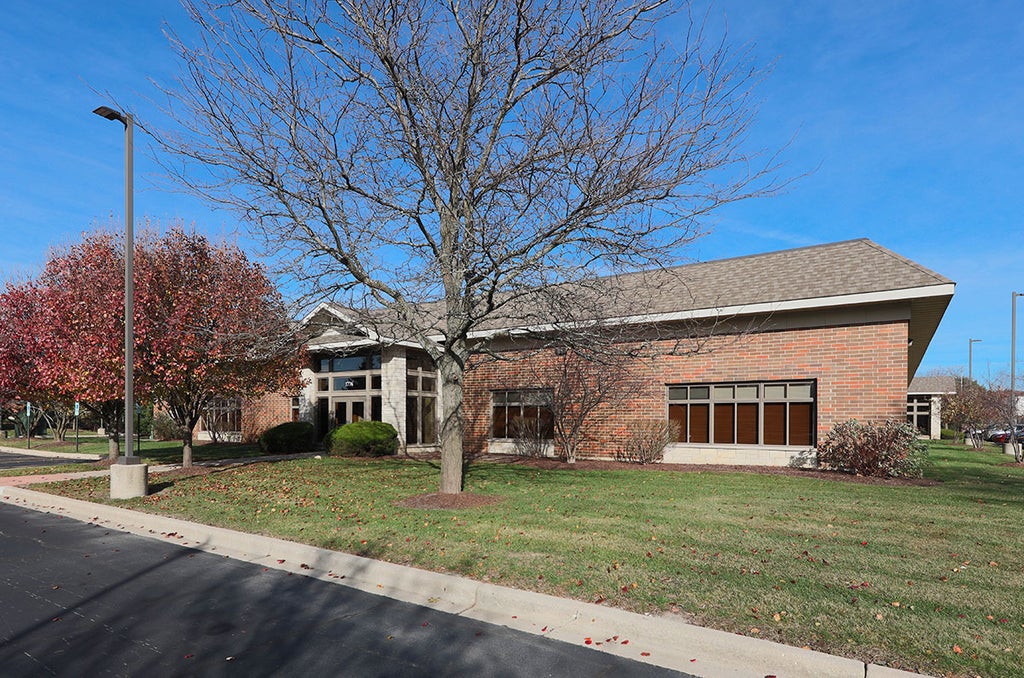 1776 Legacy Circle 118d, Naperville