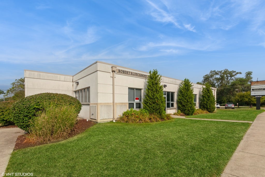 4906 South Main Street 102, Lisle