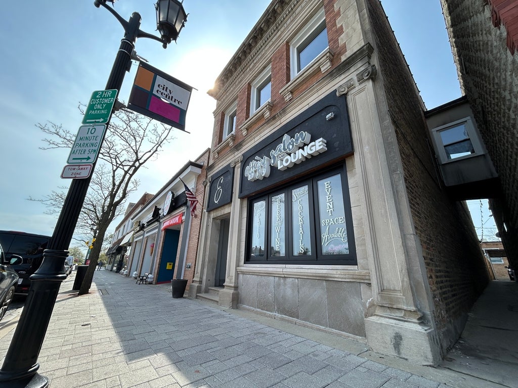 110 West Park Avenue, Elmhurst