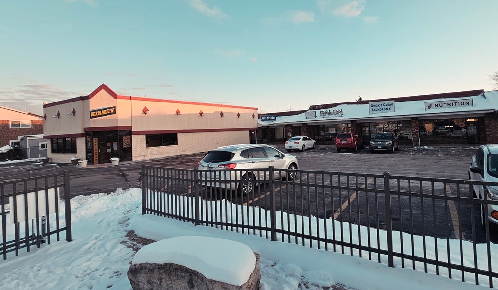 9931-9951 West 151st Street, Orland Park