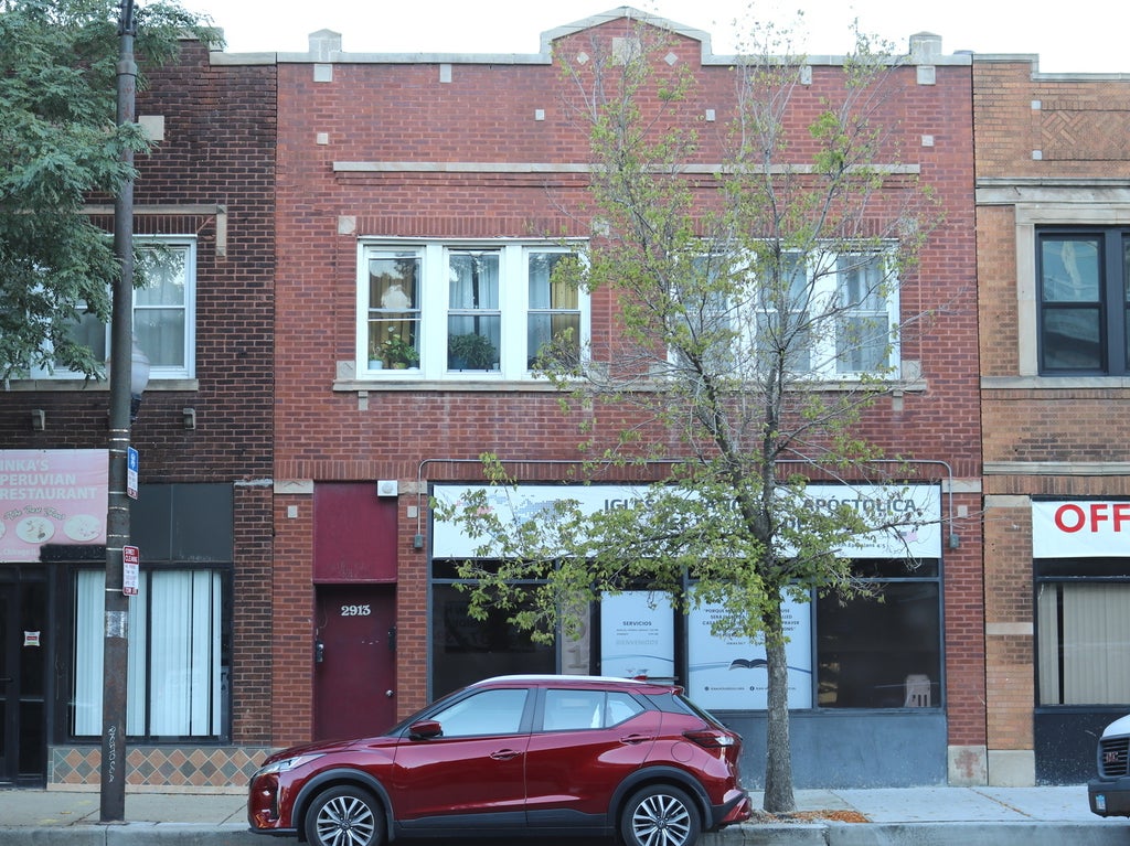 2913 North Cicero Avenue, Chicago