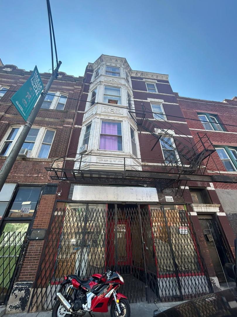 3011 West Cermak Road, Chicago