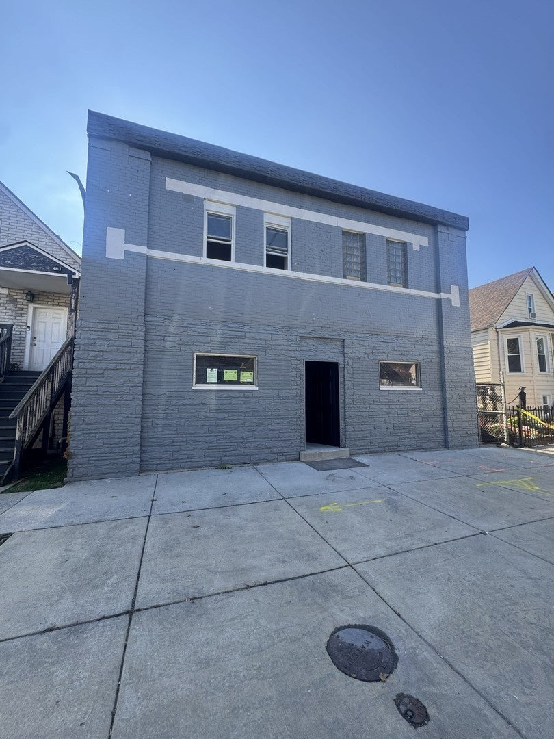 4915 West 30th Street, Cicero