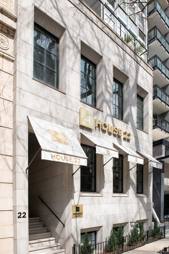 22 East Elm Street, Chicago, 60611