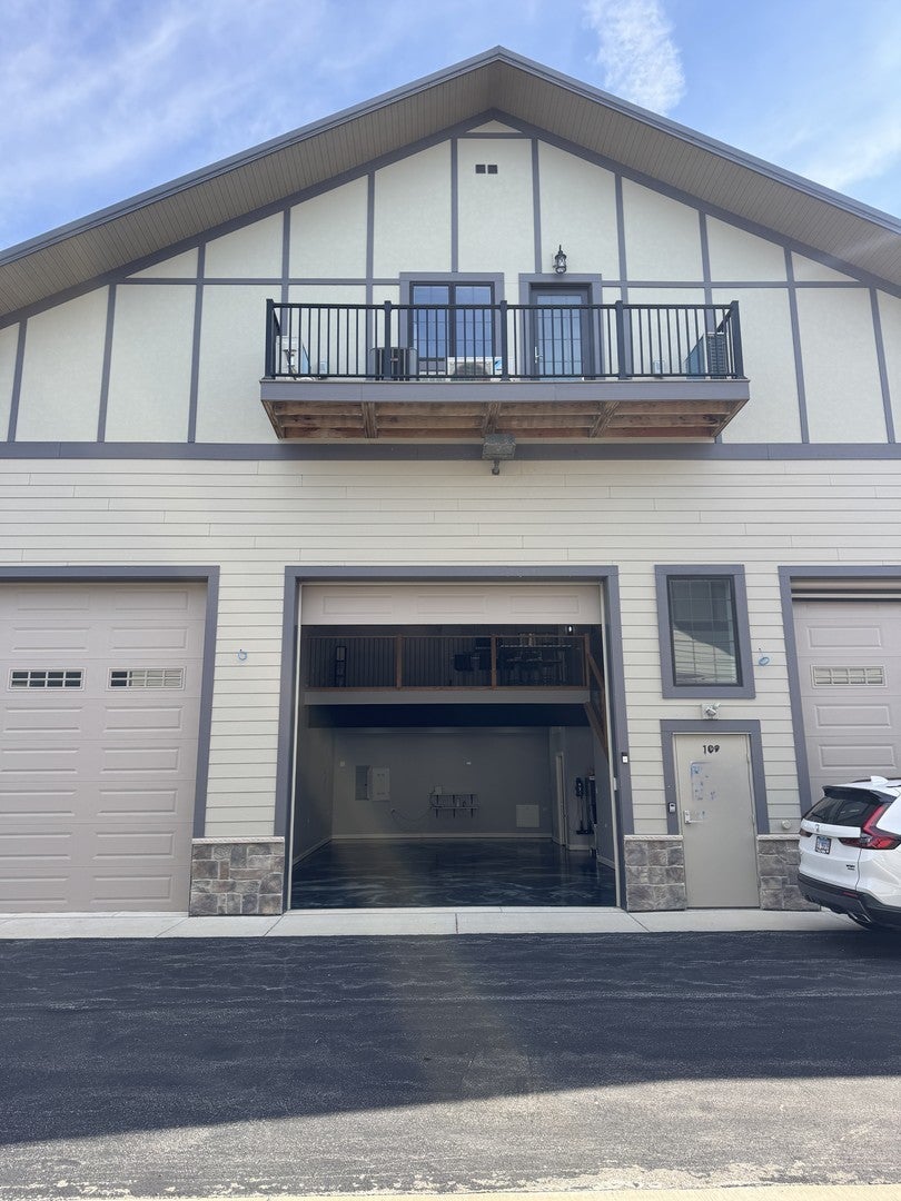 2244 Ferry Road J103, Naperville