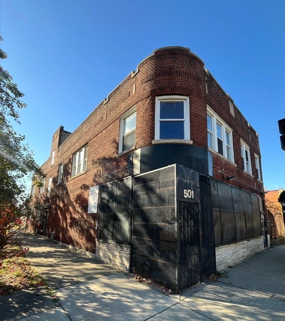 501 West 111th Street, Chicago