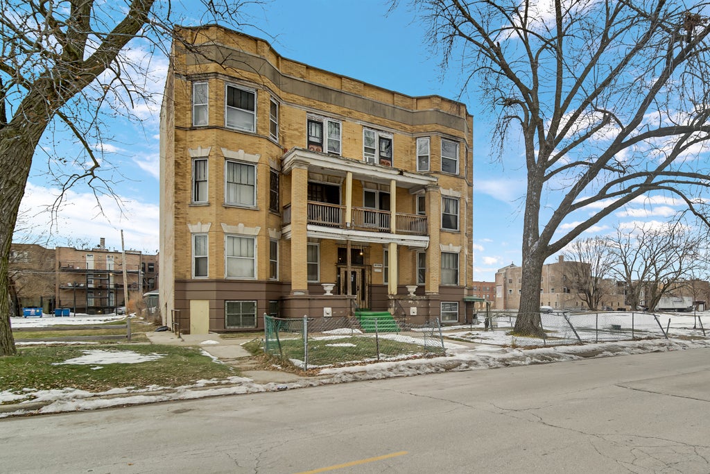 5200 South Prairie Avenue, Chicago, 60615