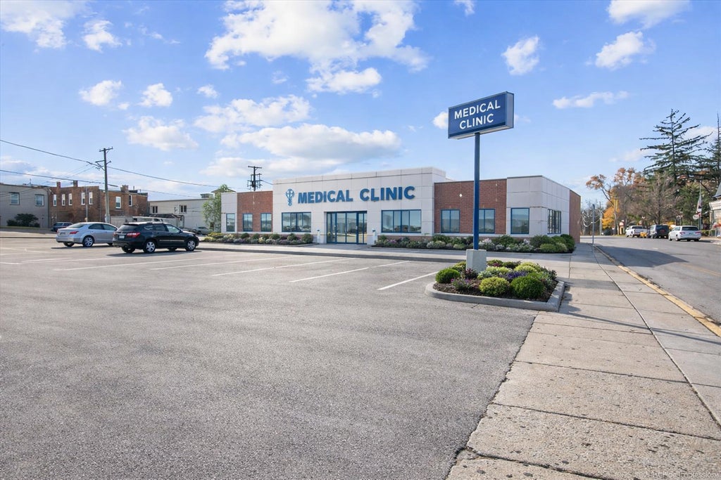 1361 Benton Street, Crete