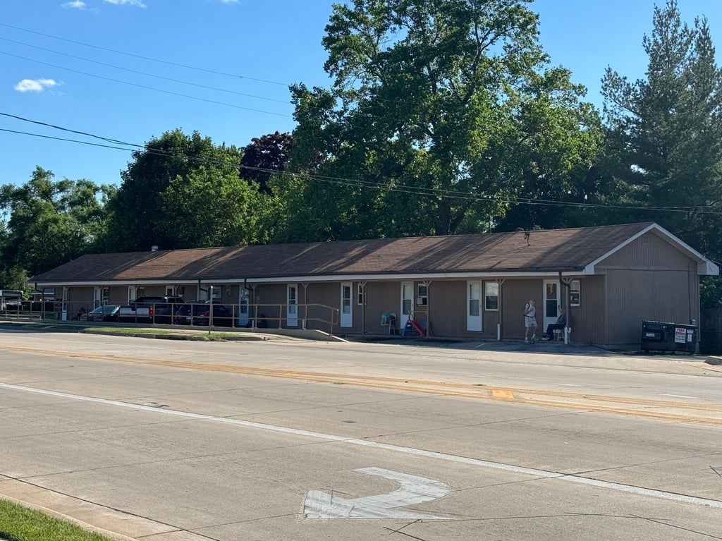 105 South Sycamore Road, Genoa