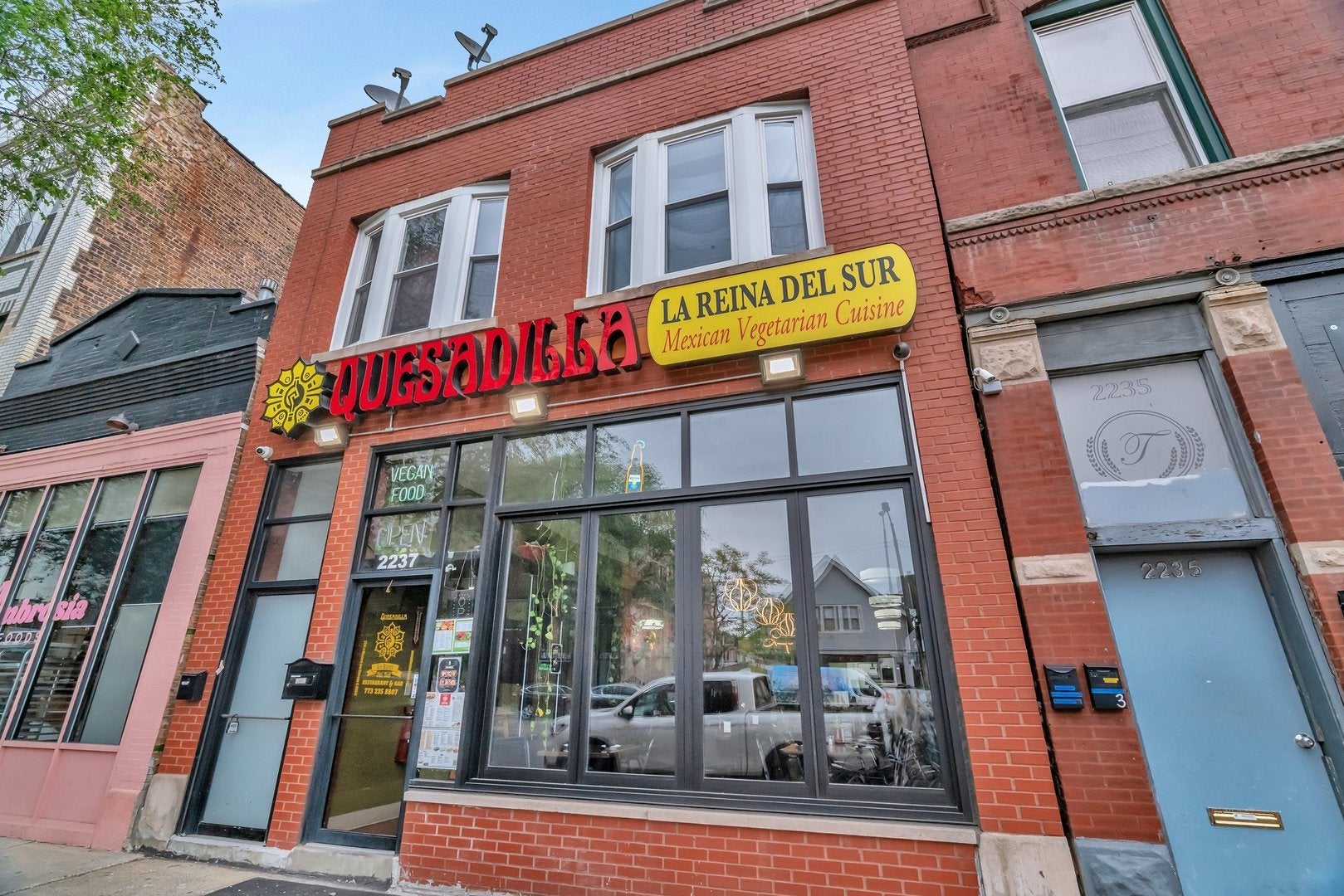 Photo of Listing #12565891