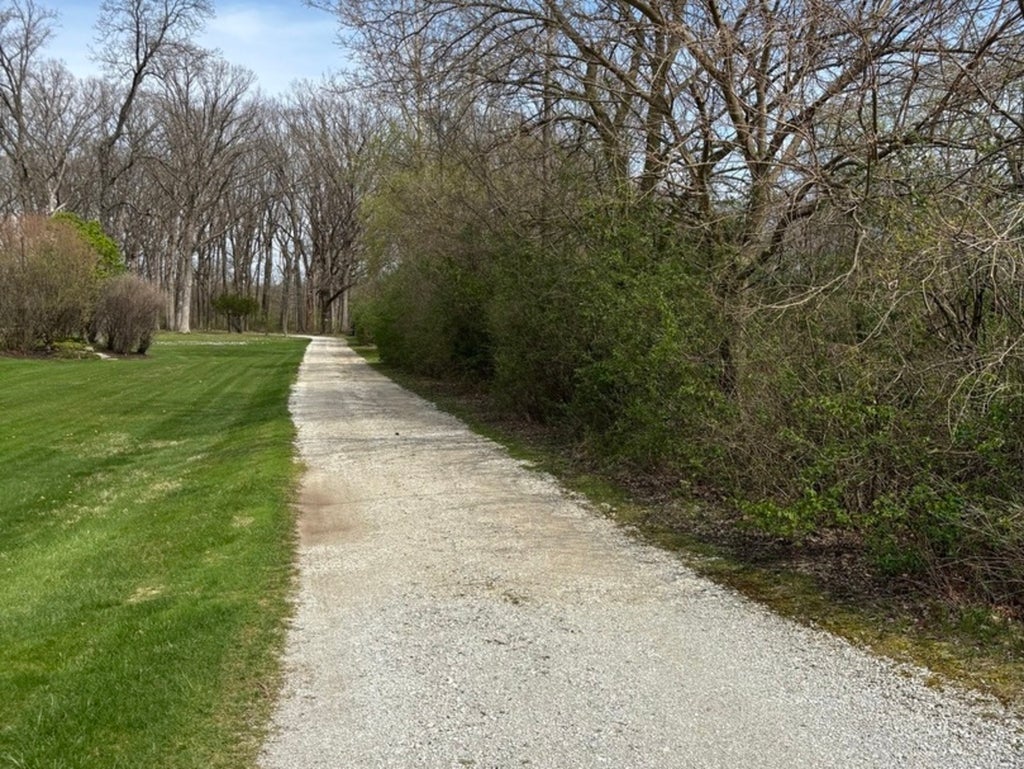 258 South Root Drive, Crete