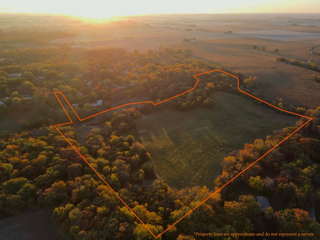 000 Mountain Lane, Freeport