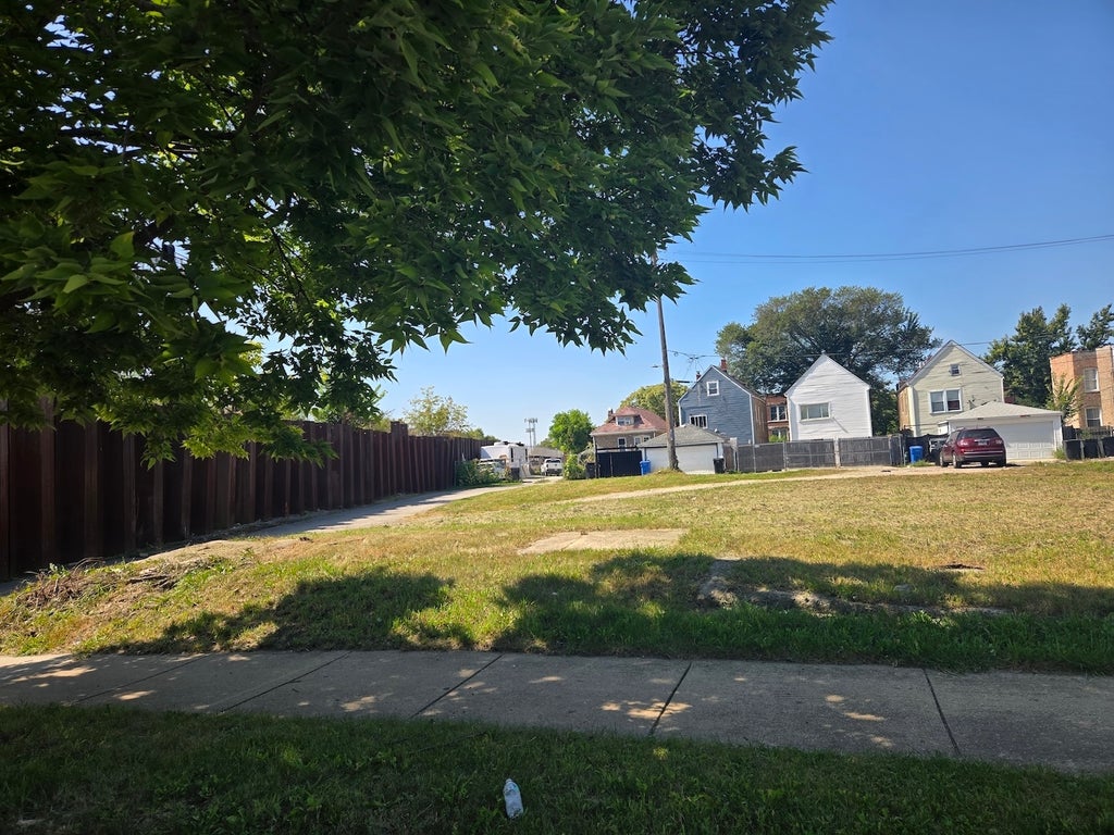 2246 South Ridgeway Avenue, Chicago