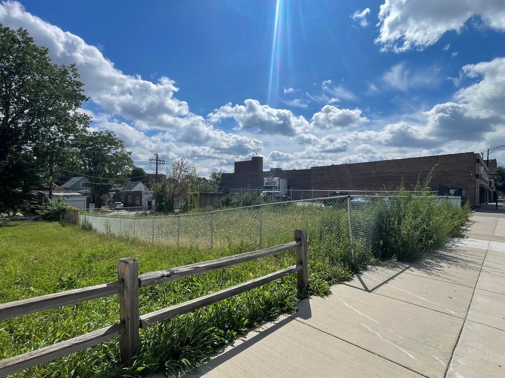 11241 South Michigan Avenue, Chicago