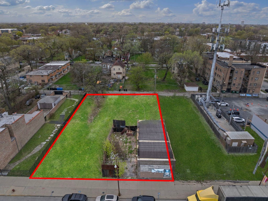 7018 South Stony Island Avenue, Chicago, 60649