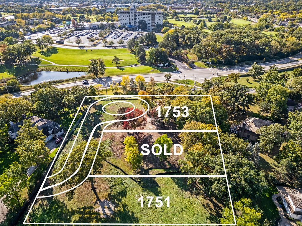 1751 Midwest Club Parkway, Oak Brook