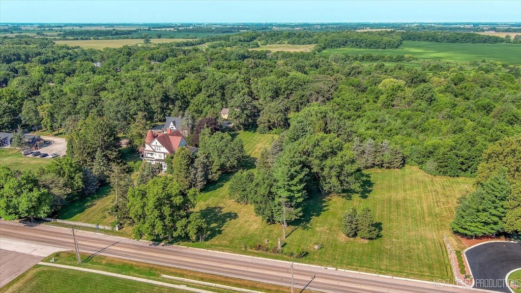 526 North Main Street, Elburn